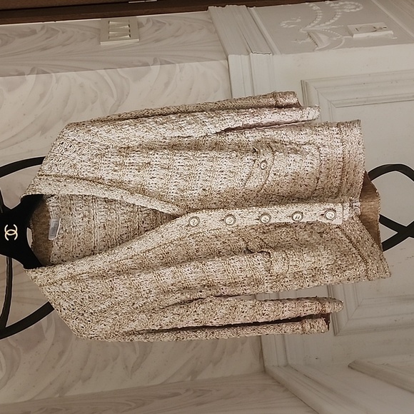 Chanel Limited Edition gold tweed jacket - Picture 2 of 14
